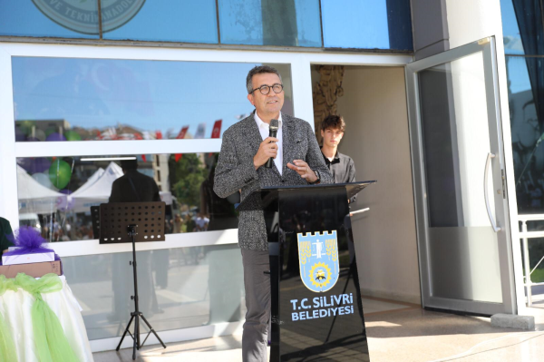 Özel Silivri Türam Mesleki ve Teknik Anadolu Lisesinin mezuniyet törenine katıldık.