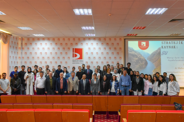 İklim Değişikliği Perspektifinde Sürdürülebilir Su Yönetimi Paneli'nde Davetli Konuşmacıydık